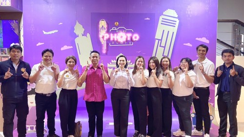 วันที่ ๑๙ กันยายน ๒๕๖๖ เวลา ๑๖.๐๐ น. นางสาวณัฐฐวรรณ อินทรทิตย์ ผู้อำนวยการสำนักงานงบประมาณเขตที่ ๘  นายมังกร พรหมแสง นักวิเคราะห์นโยบายและแผนชำนาญการพิเศษ สำนักงานพัฒนาเศรษฐกิจและสังคมภาคตะวันออกเฉียงเหนือ  และคณะ ขึ้นเยี่ยมชมหอโหวด๑๐๑  โดยมีทีมประชาสัมพันธ์ให้การต้อนรับ