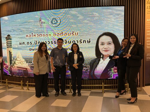 วันที่ ๒ เมษายน ๒๕๖๙ เวลา ๑๔.๐๐ น. ผศ.ดร.ปัทมาวรรณ จินดารักษ์ รักษาการคณบดีบัณฑิตวิทยาลัย พร้อมคณะ ขึ้นเยี่ยมชมพร้อมเล่นเครื่องเล่น Zipline หอโหวด๑๐๑ โดยมีนายธรรมศักดิ์ ชิตทรงสวัสดิ์ ผู้อำนวยการส่วนบริหารการศึกษา ให้การต้อนรับ