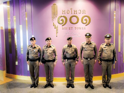 (Thai) วันที่ ๗ กุมภาพันธ์ ๒๕๖๖ เวลา ๑๓.๓๐ น. พลตำรวจเอก ต่อศักดิ์ สุขวิมล รองผู้บัญชาการตำรวจแห่งชาติ และคณะ เข้าสักการะพระบรมสารีริกธาตุและพระพุทธมิ่งเมืองมงคล ชั้น ๓๕ หอโหวด๑๐๑